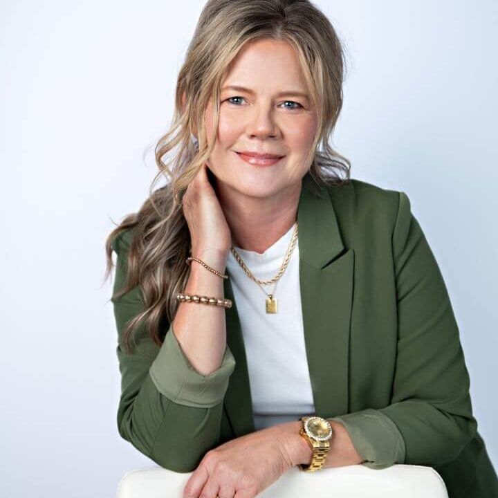 Darla Nelson Headshot Darla Nelson Headshot