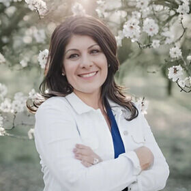 Gina Petros-Blom
